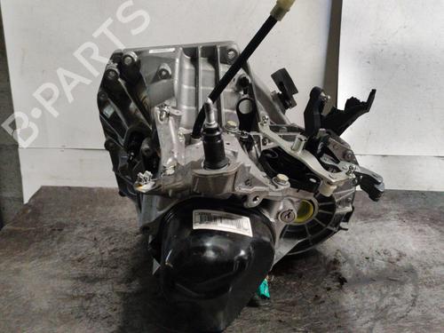 gearbox-dacia-sandero-ii-2012-36737414 main image