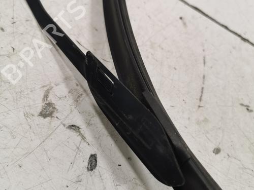 Vindrute viskerarm Vindrute viskerarm AUDI A3 Sportback (8YA, 8YF) [2019-2026] 36707236 36707236