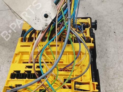 Fuse box PEUGEOT 2008 I (CU_) 1.2 THP 110 / PureTech 110 | BP36722925E1 - Image 3