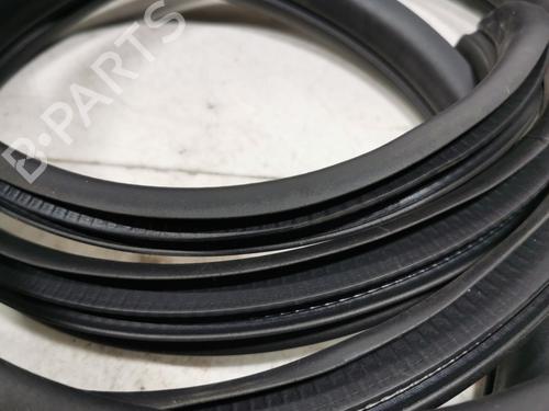 rubber-door-seal-renault-master-iii-platformchassis-ev-hv-uv-2010-36710283 main image