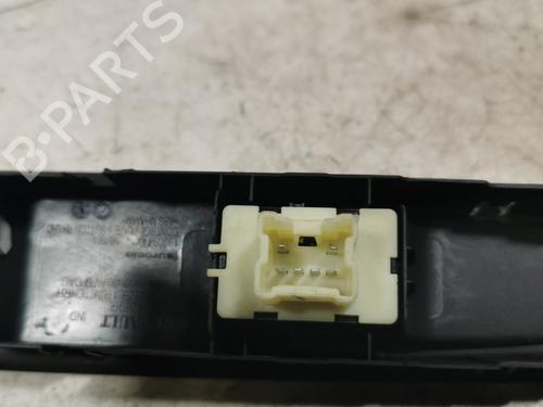 Right front window switch RENAULT CAPTUR I (J5_, H5_) 1.5 dCi 90 (J5N4, J5M5, J5MW, J5M6, J5AL, J5AJ) | BP36718138I26 - Image 3