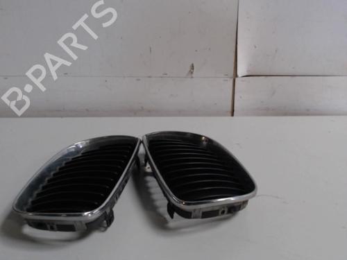 Grill Grill BMW 1 (E87) 118 d (122 hp) 36734242 36734242