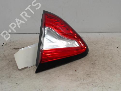 right-tailgate-light-renault-captur-i-j5_-h5_-2013-36745741 main image
