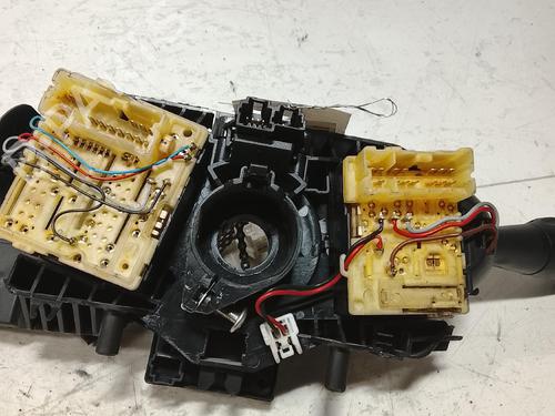 Used Steering column stalk Steering column stalk RENAULT TRAFIC III Van (FG_) 1.6 dCi 125 (FGMH) (125 hp) 40204197 40204197