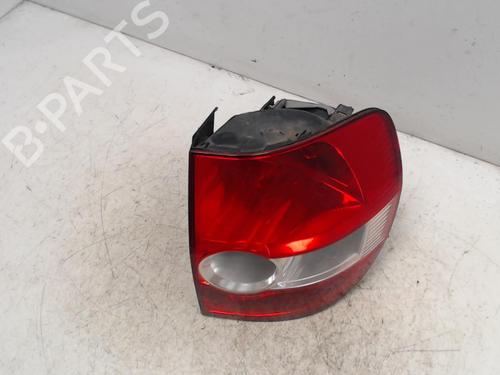 right-taillight-mercedes-benz-v-class-w447-2014-36746822 main image