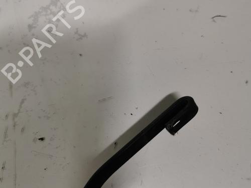Used Front windshield wiper arm Front windshield wiper arm 37538678 37538678