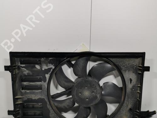 Used Radiator fan Radiator fan 36711664 36711664