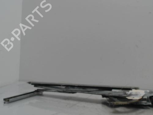 Rudehejsemekanisme ventre foran Rudehejsemekanisme ventre foran TOYOTA YARIS (_P1_) 1.0 (SCP10_, SCP10R) (65 hp) 36738855 36738855