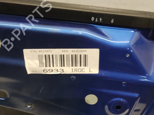 right-front-door-vw-scirocco-iii-137-138-2008-2009-2010-2011-2012-2013-2014-2015-2016-2017-2018-36713319 main image