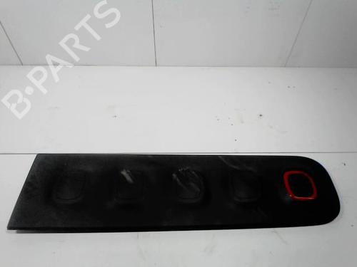Dørliste Dørliste CITROËN C3 III (SX) 1.2 VTi 82 (82 hp) 36751395 36751395