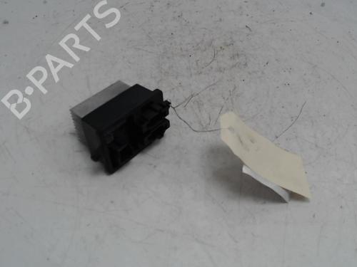 Used Heater resistor Heater resistor PEUGEOT 3008 II SUV (MC_, MR_, MJ_, M4_) 1.2 THP/ PureTech 130 (MRHNSM, MRHNSU, MRHNSJ, MRHNYW,... (131 hp) 36740768 36740768