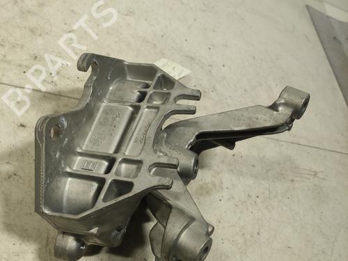 Used Engine mount Engine mount 36718756 36718756