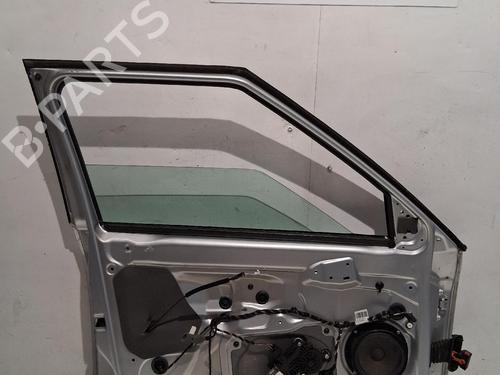 Used Left front door Left front door 37449760 37449760