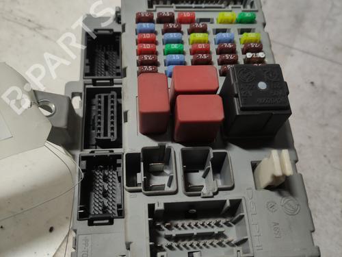 Used Fuse box Fuse box PEUGEOT BOXER Van 2.2 HDi 100 (101 hp) 36718769 36718769