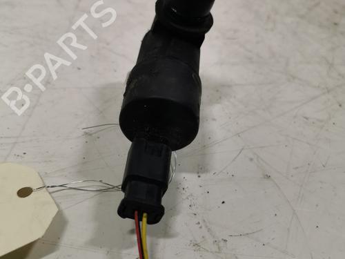 windscreen-washer-tank-peugeot-2008-i-cu_-2013-36709613 main image