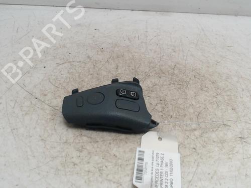 Used Right front window switch Right front window switch MERCEDES-BENZ SPRINTER 2-t Bus (B901, B902) 208 CDI (901.671, 902.671, 902.672) (82 hp) 36743317 36743317