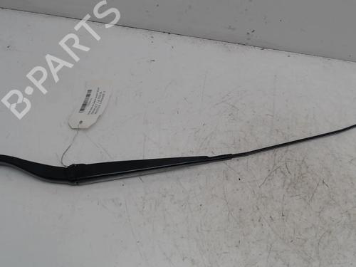 front-windshield-wiper-arm-renault-master-iii-platformchassis-ev-hv-uv-2010-36741725 main image