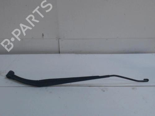 front-windshield-wiper-arm-renault-kadjar-ha_-hl_-2015-36729866 main image