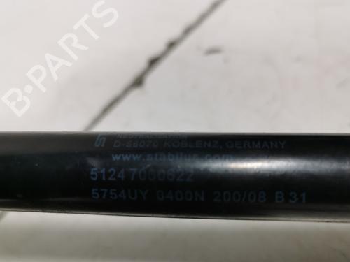 tailgate-lift-support-bmw-1-e87-2003-2004-2005-2006-2007-2008-2009-2010-2011-2012-2013-36705161 main image