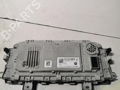 display-monitor-vw-golf-viii-cd1-da1-2019-36708729 main image