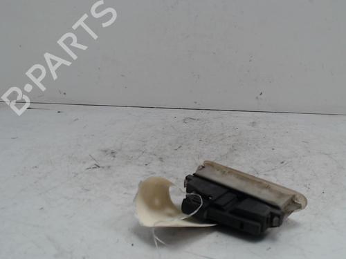 Skiltlys Skiltlys RENAULT CLIO II (BB_, CB_) 1.6 16V (BB01, BB0H, BB0T, BB14, BB1D, BB1R, BB2KL, BB3G... (107 hp) 36740975 36740975
