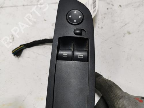 Left front window switch BMW 1 (E81) 116 i | BP37021792I27 - Image 3