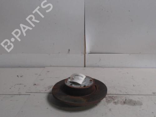 outra-renault-trafic-iii-van-fg_-2014-36730349 main image
