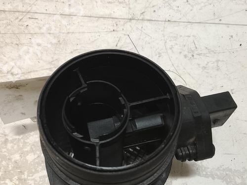 Mass air flow sensor VW EOS (1F7, 1F8) 2.0 TDI | BP39893231M95 - Image 4
