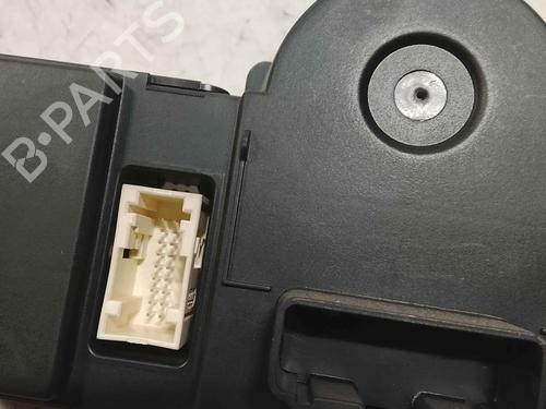 climate-control-renault-megane-ii-saloon-lm01_-2003-36716469 main image