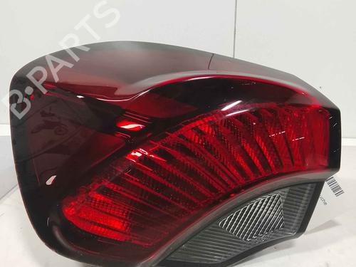 left-taillight-fiat-tipo-saloon-356_-357_-2015-36716959 main image