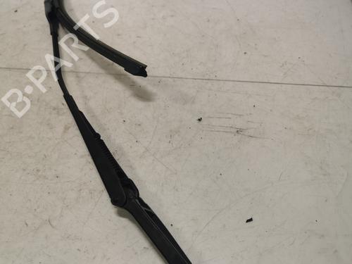 Used Front windshield wiper arm Front windshield wiper arm 36718388 36718388
