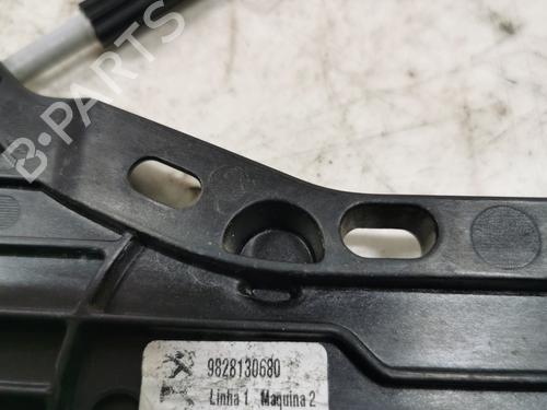 Used Front right window mechanism Front right window mechanism 36710429 36710429
