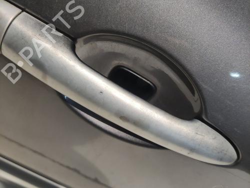 Used Right front door Right front door 36713615 36713615