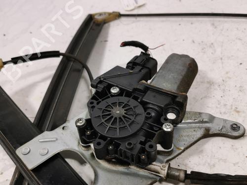 Rudehejsemotor forskærm venstre Rudehejsemotor forskærm venstre AUDI A3 (8L1) 1.9 TDI (130 hp) 39688769 39688769