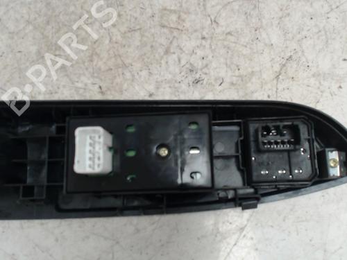 Used Left front window switch Left front window switch HYUNDAI GETZ (TB) 1.5 CRDi (88 hp) 36743752 36743752