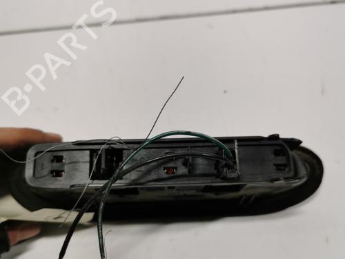 Used Rear center light Rear center light RENAULT CLIO I (B/C57_, 5/357_) [1990-1999] 36743354 36743354