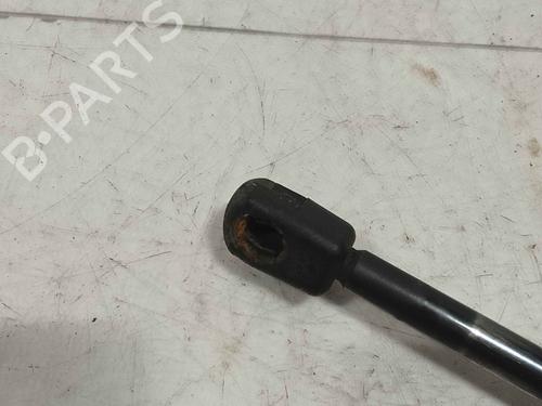 tailgate-lift-support-vw-touran-1t3-2010-2011-2012-2013-2014-2015-2016-36712574 main image