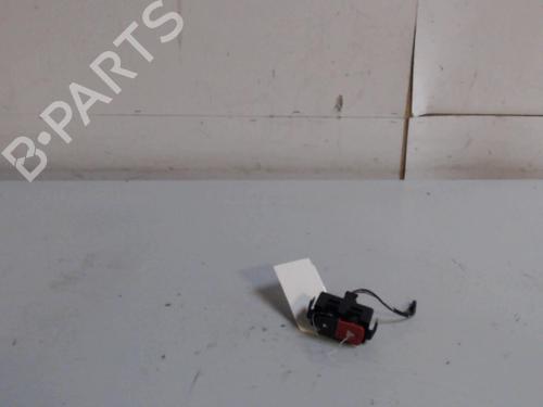 warning-switch-renault-megane-iii-hatchback-bz01_-b3_-2008-36733430 main image