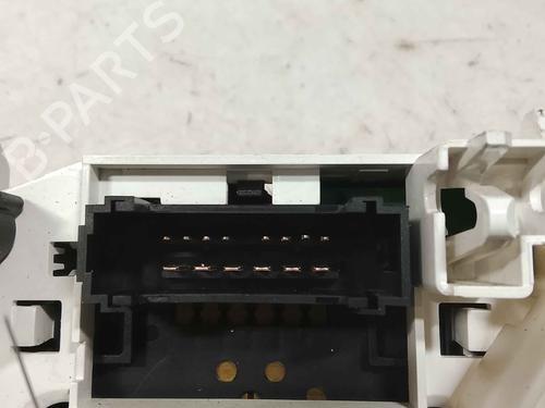 Used Climate control Climate control 36717460 36717460
