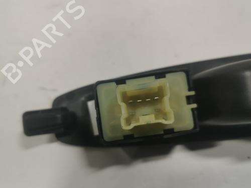 right-rear-window-switch-renault-captur-i-j5_-h5_-2013-36720425 main image