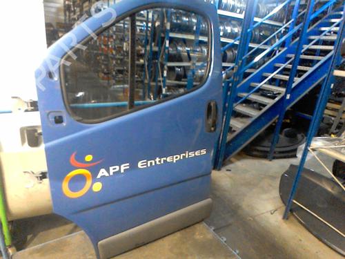 Used Left front door Left front door OPEL VIVARO A Bus (X83) 2.0 CDTI (F7, J7, A07) (114 hp) 36746665 36746665
