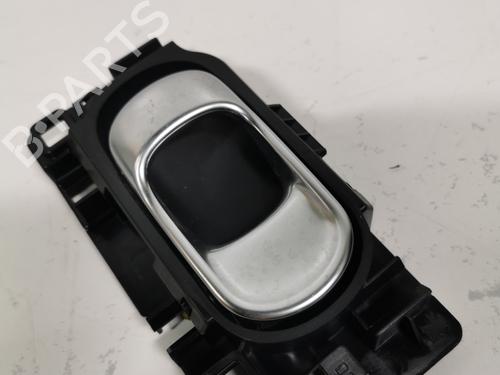 Højre fortil lås Højre fortil lås CITROËN C3 III (SX) 1.2 VTi 82 (82 hp) 37076490 37076490