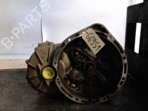 Caixa de velocidades Caixa de velocidades SMART FORTWO Coupe (450) 0.8 CDI (450.300, 450.301, 450.302, 450.303, 450.306) (41 hp) 36735531 36735531