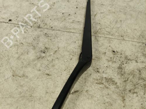 Used Front windshield wiper arm Front windshield wiper arm 36718884 36718884