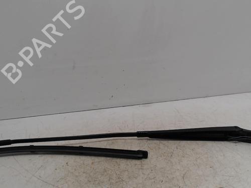 Used Front windshield wiper arm Front windshield wiper arm 36743687 36743687