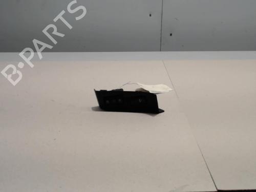 Used Left front window switch Left front window switch RENAULT MASTER II Van (FD) [1997-2013] 36724280 36724280