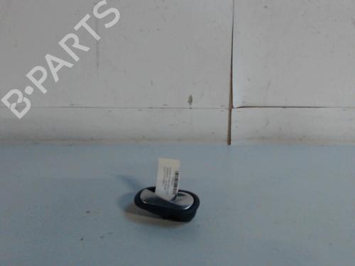 Maneta interior trasera derecha Maneta interior trasera derecha RENAULT CLIO III (BR0/1, CR0/1) 2.0 16V (BR0C, BR0K, CR0C, CR0K) (139 hp) 36733350 36733350