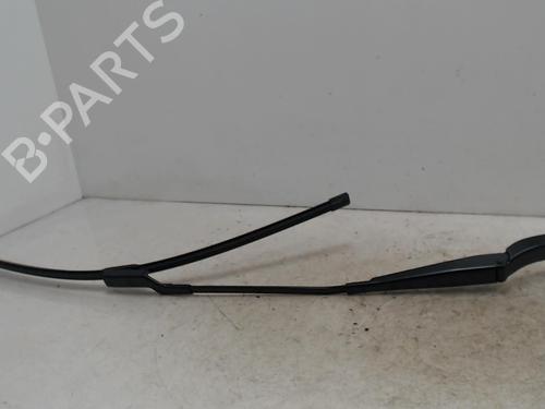 front-windshield-wiper-arm-renault-trafic-iii-van-fg_-2014-36747863 main image