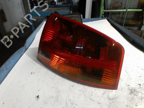 Used Right taillight Right taillight AUDI A4 B7 (8EC) [2004-2009] 36749258 36749258