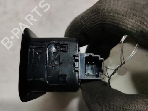 Used Right front window switch Right front window switch 37874054 37874054